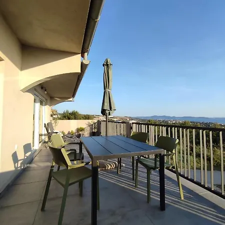 Serendipity Apartment *